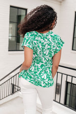 Lizzy Cap Sleeve Top in Emerald and White Floral